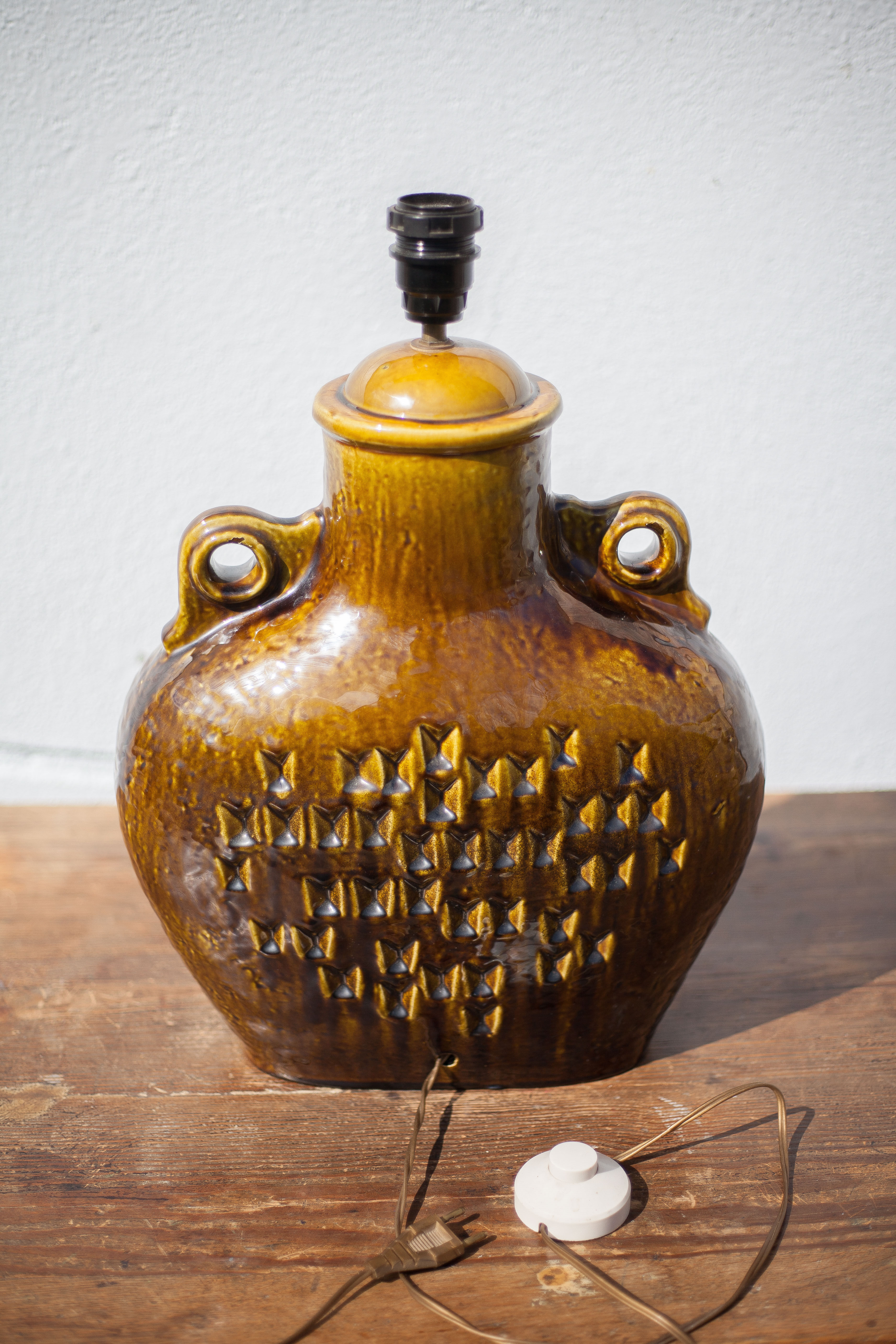 vintage enamelled terracotta lamp, table lamp, lampshade lamp, pottery, home decor, lamp