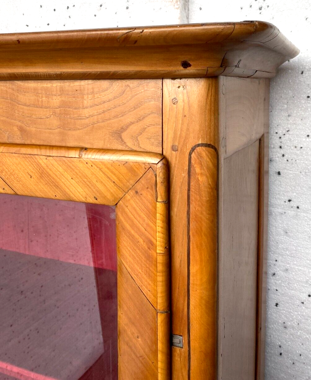 Louis XV style showcase in cherry wood and veneer nineteenth century