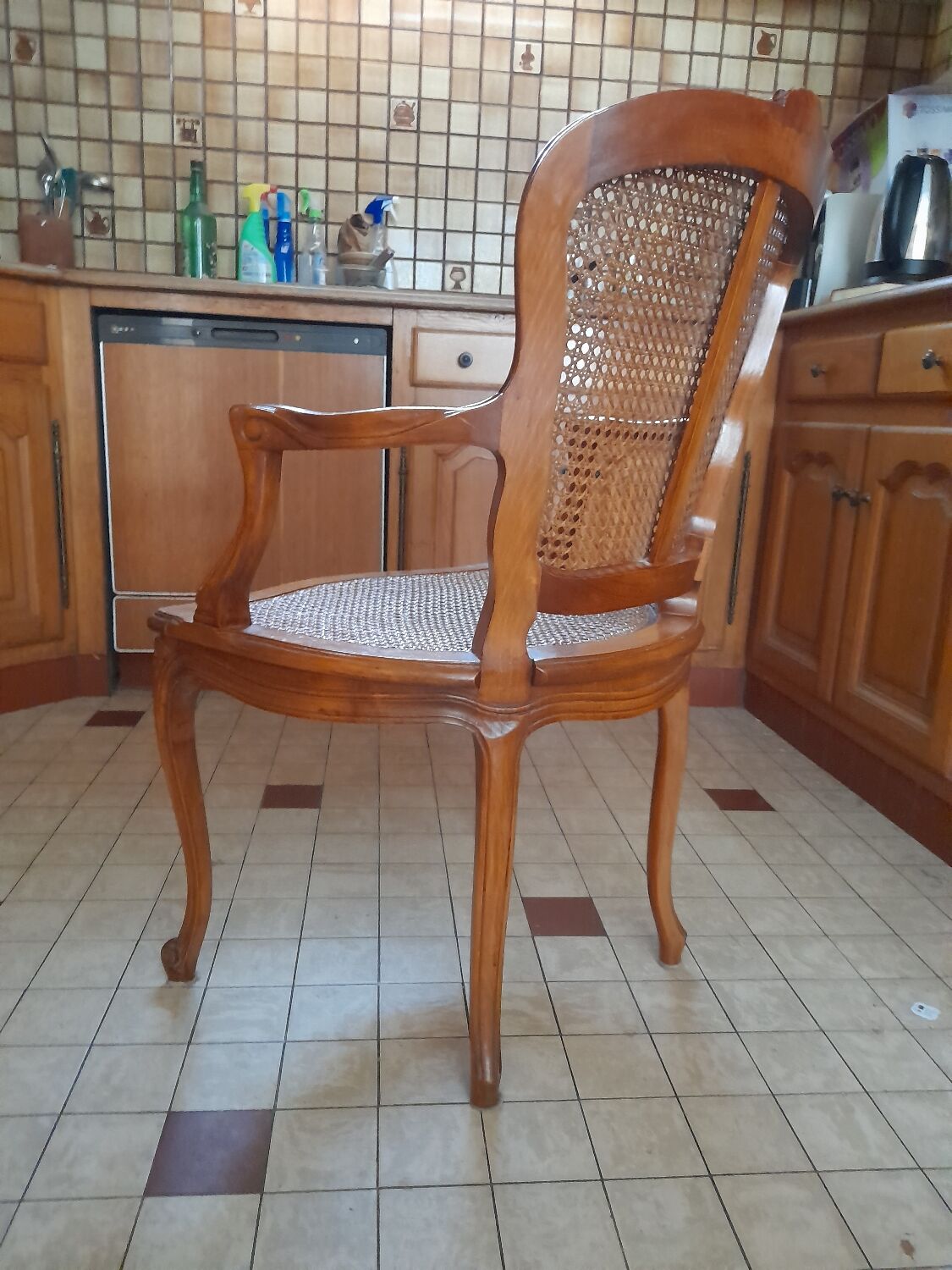 Fauteuil louis XV bois et cannage