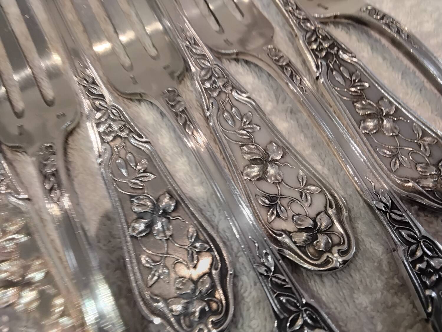 12 silver-plated table forks by goldsmith Ravinet Art Nouveau