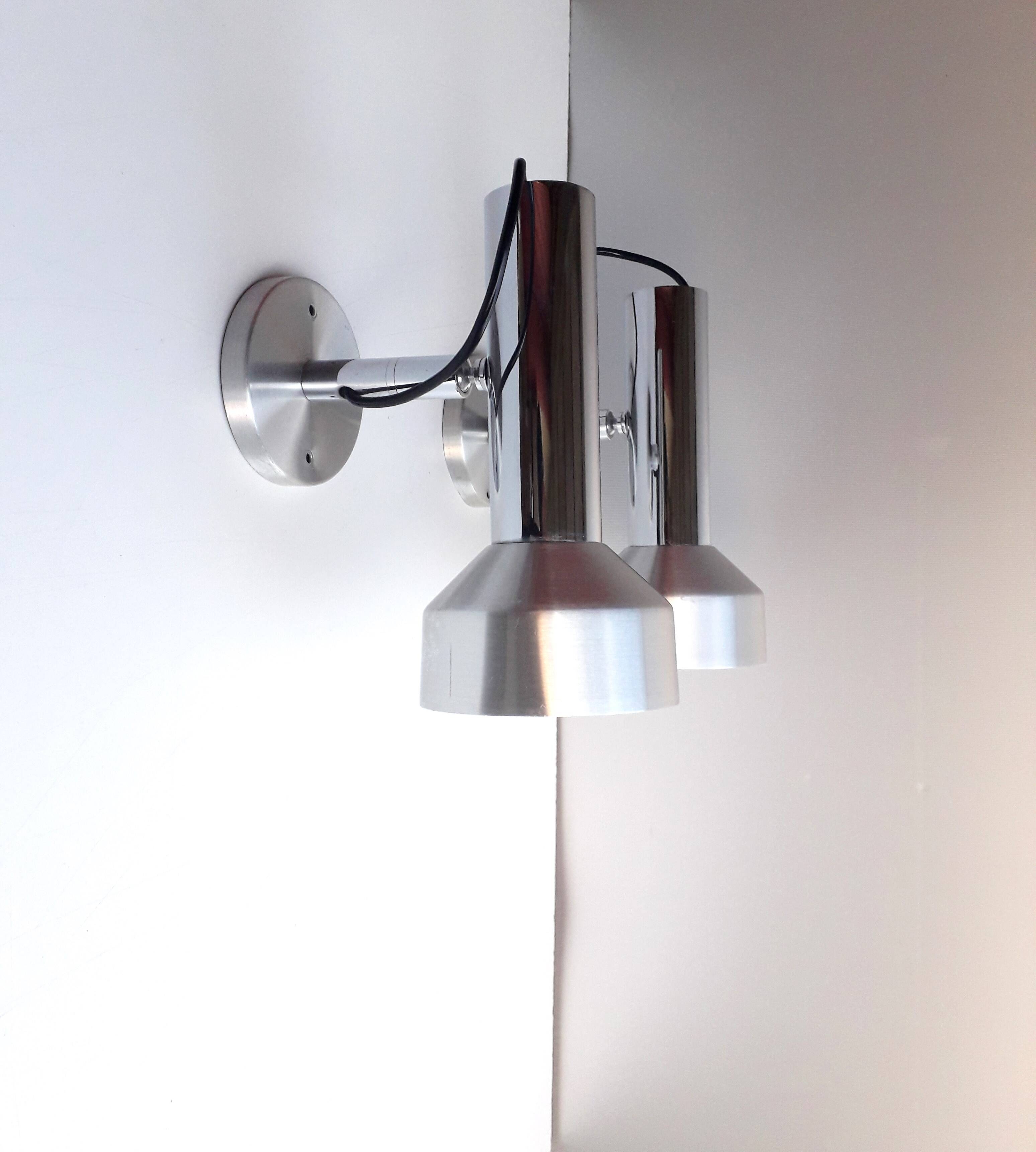 Pair of vintage wall lights - Brushed aluminum spotlight - 1970
