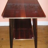 Serving table 1970