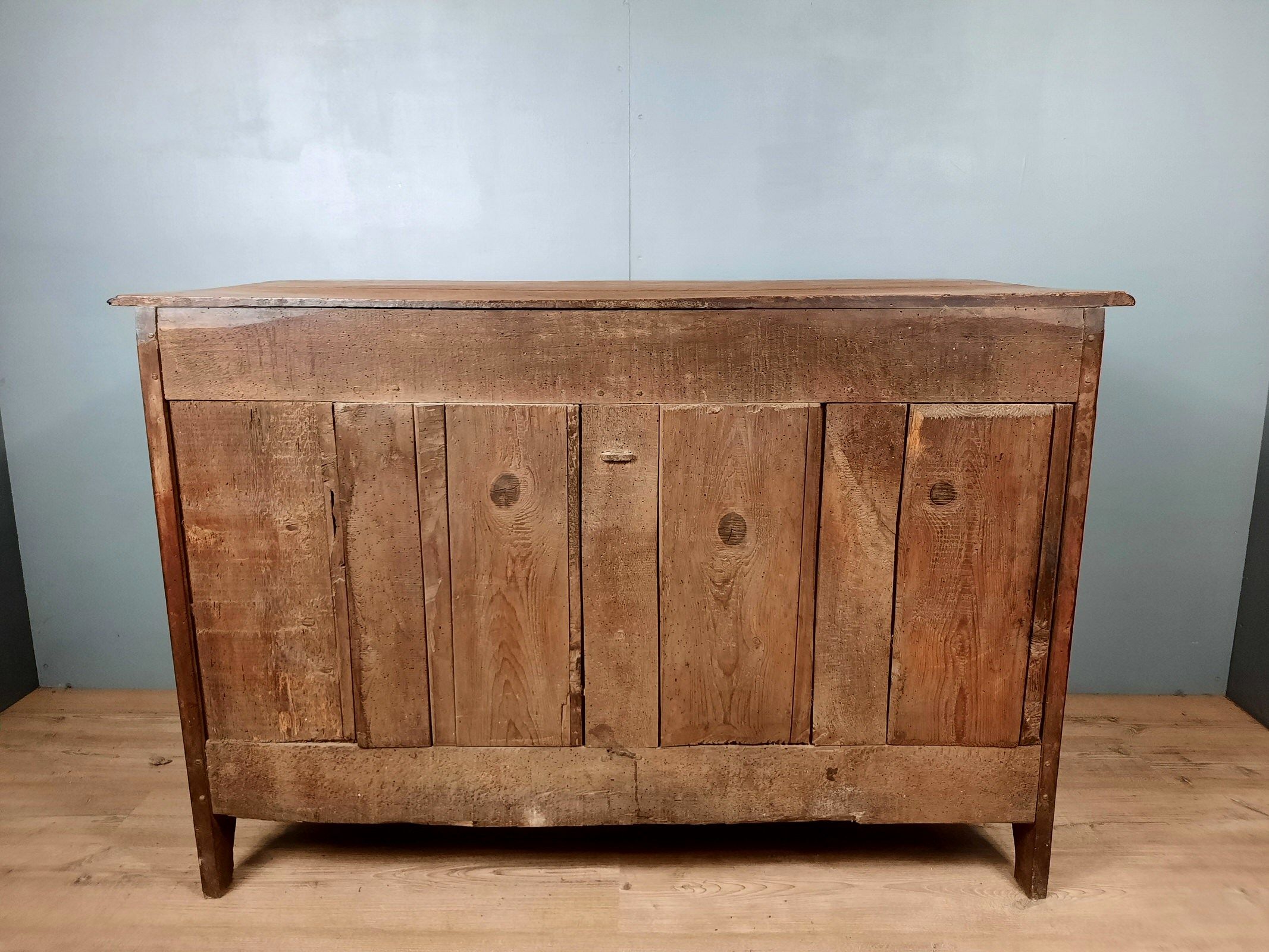 Chest of drawers crossbow louis XV in walnut XVIII th around 1750