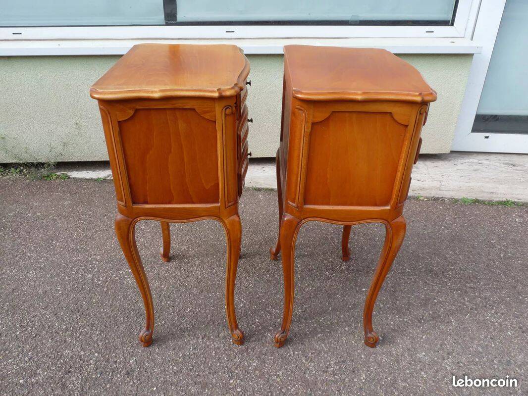 Set of 2 Louis XV bedside tables - Cherry wood