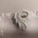 White porcelain pocket tray