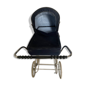 Vintage stroller/pram