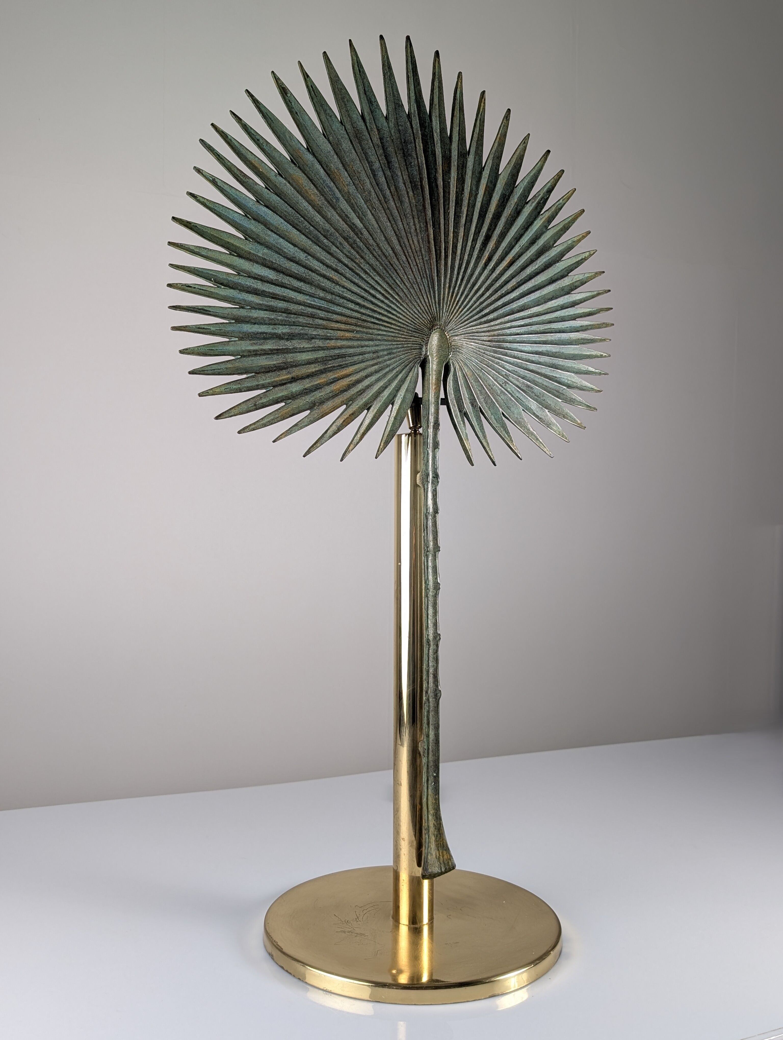 Monumental Valenti table lamp with fan palm leaf in bronze and brass, 1970s