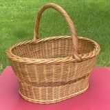 Old large wicker harvest or shopping basket TBE