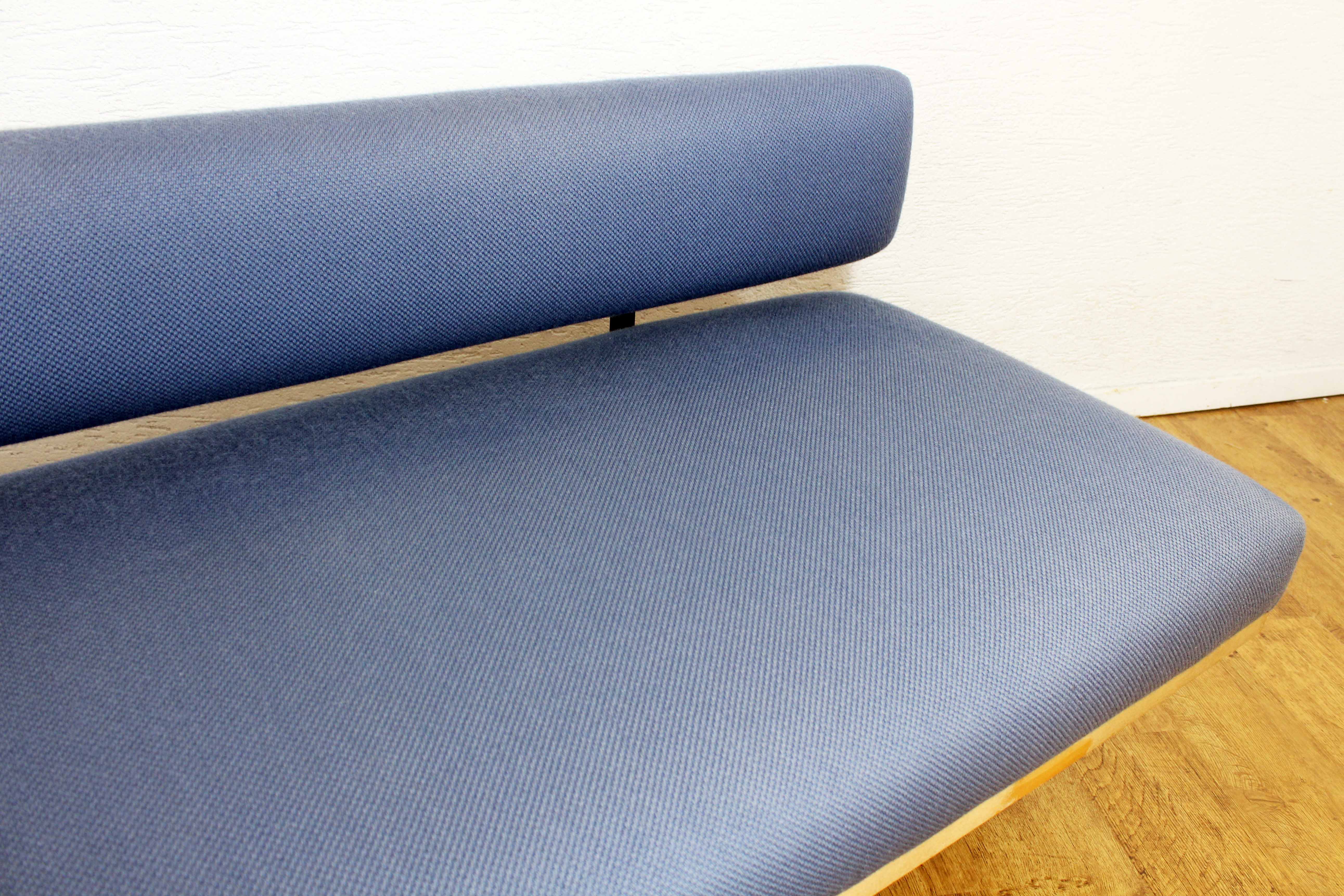 Daybed sofa bench