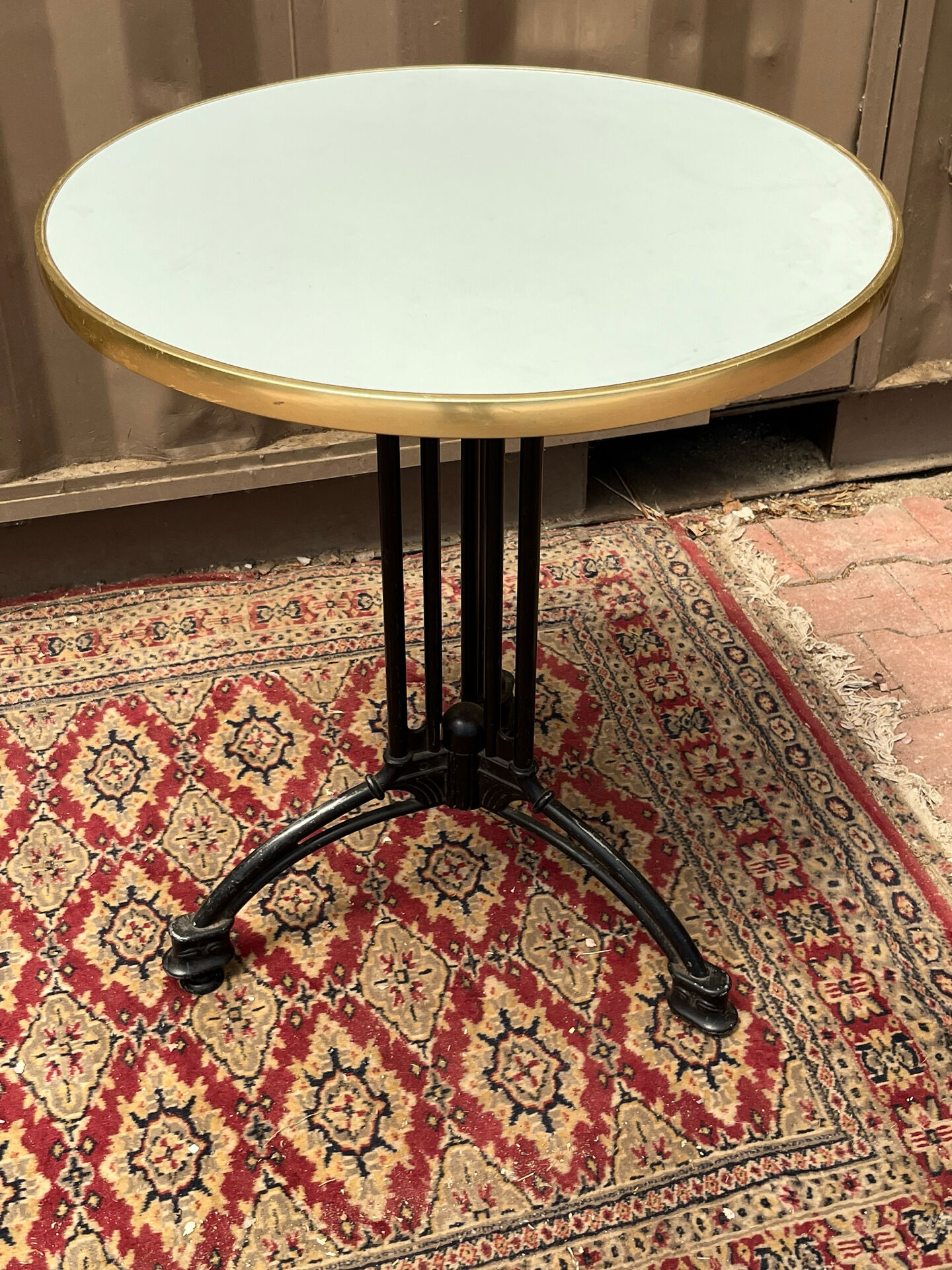 Table bistrot