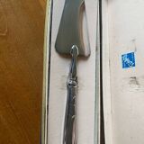 Engraved silver pie server