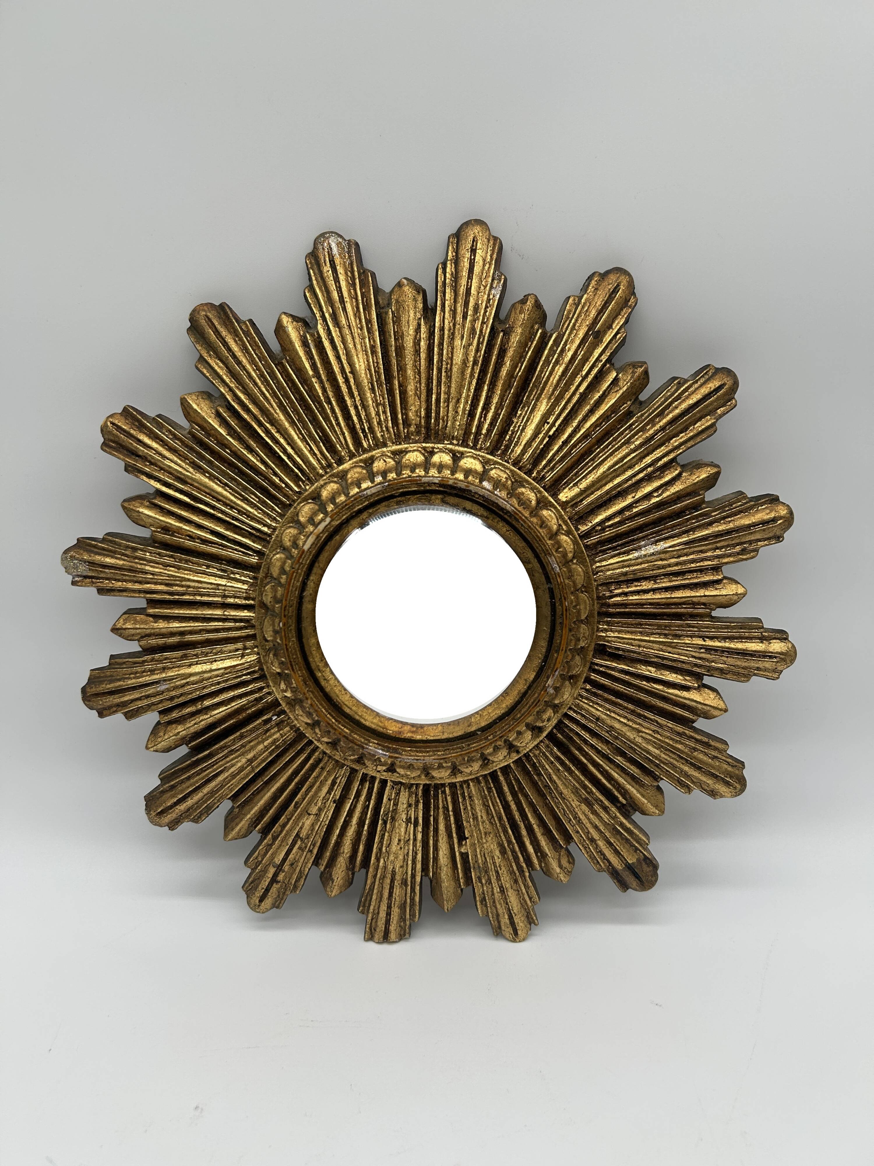 Miroir soleil "oeil de sorcière" en résine