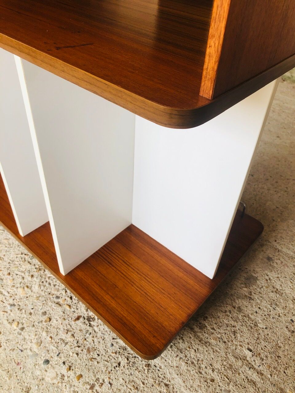 Stereo hi-fi stand / teak tv circa 70/80