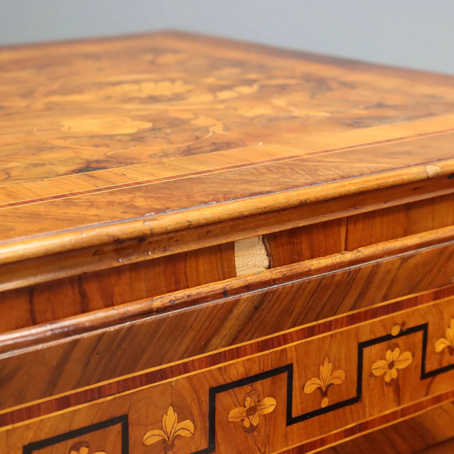 Pair of antique neoclassical walnut commodes from the 18th century.