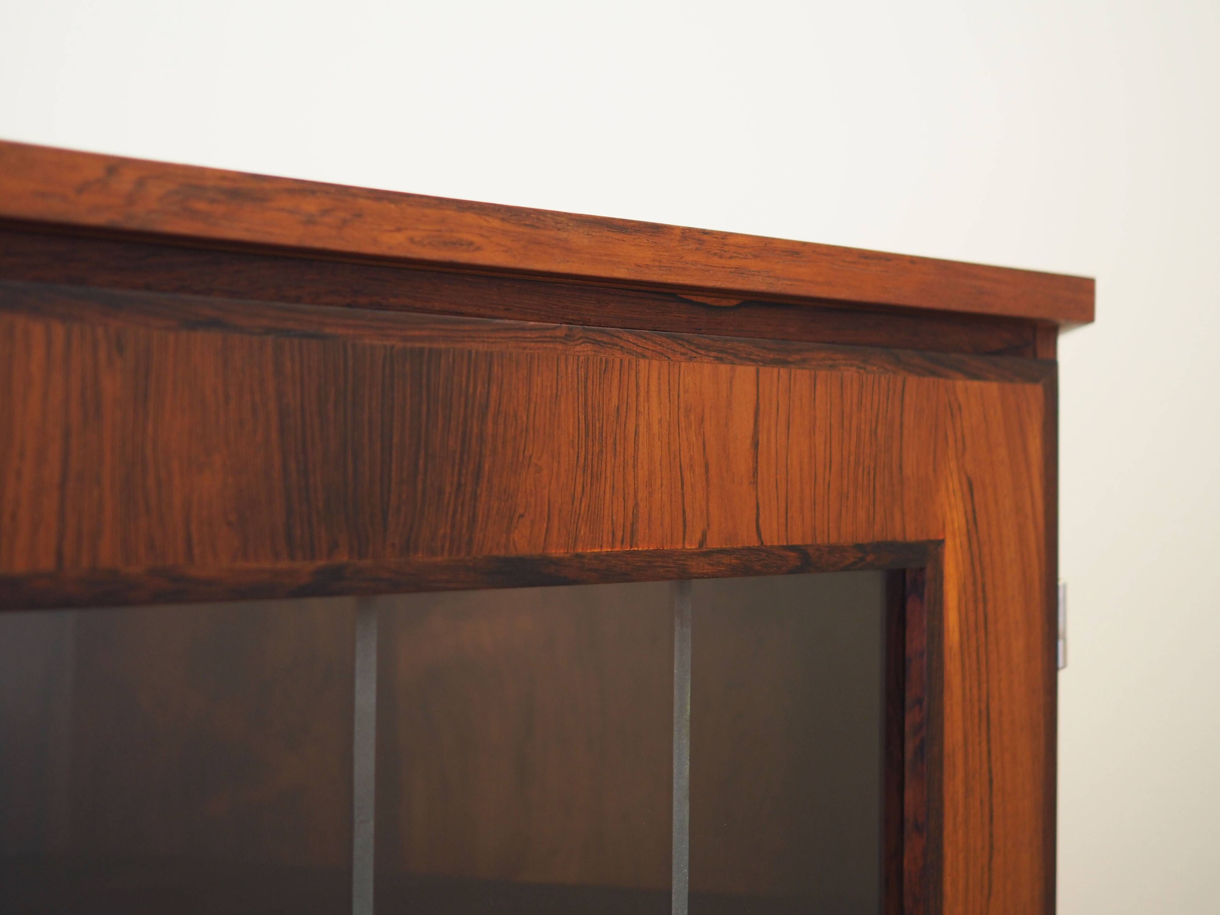 Rosewood showcase, Danish design, 1970s, production: Denmark