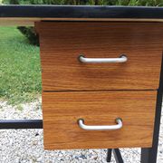 Compass leg desk