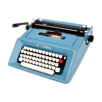 Olivetti studio 46 suitcase typewriter designed by M. Bellini, Spain, 1970s