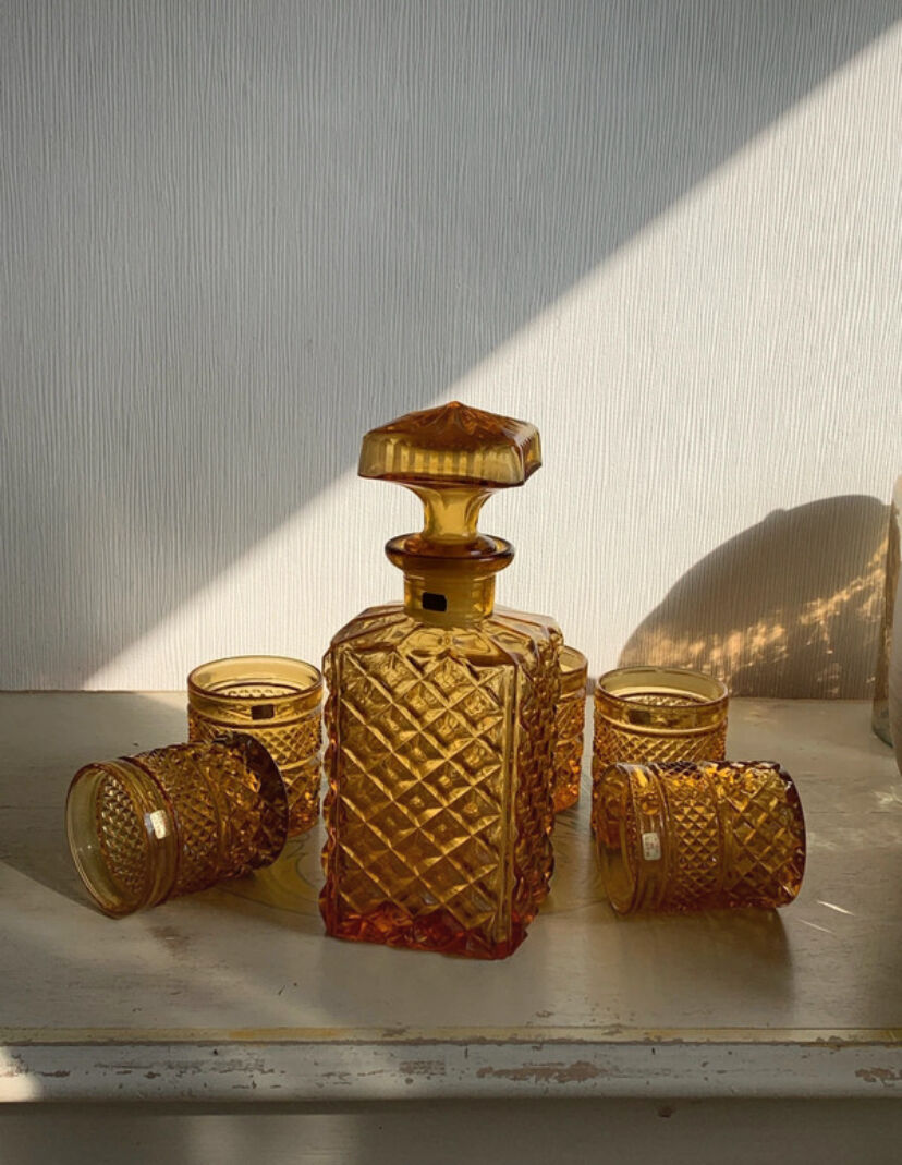 Vintage Italian liqueur service in amber glass – "Pointe de" work