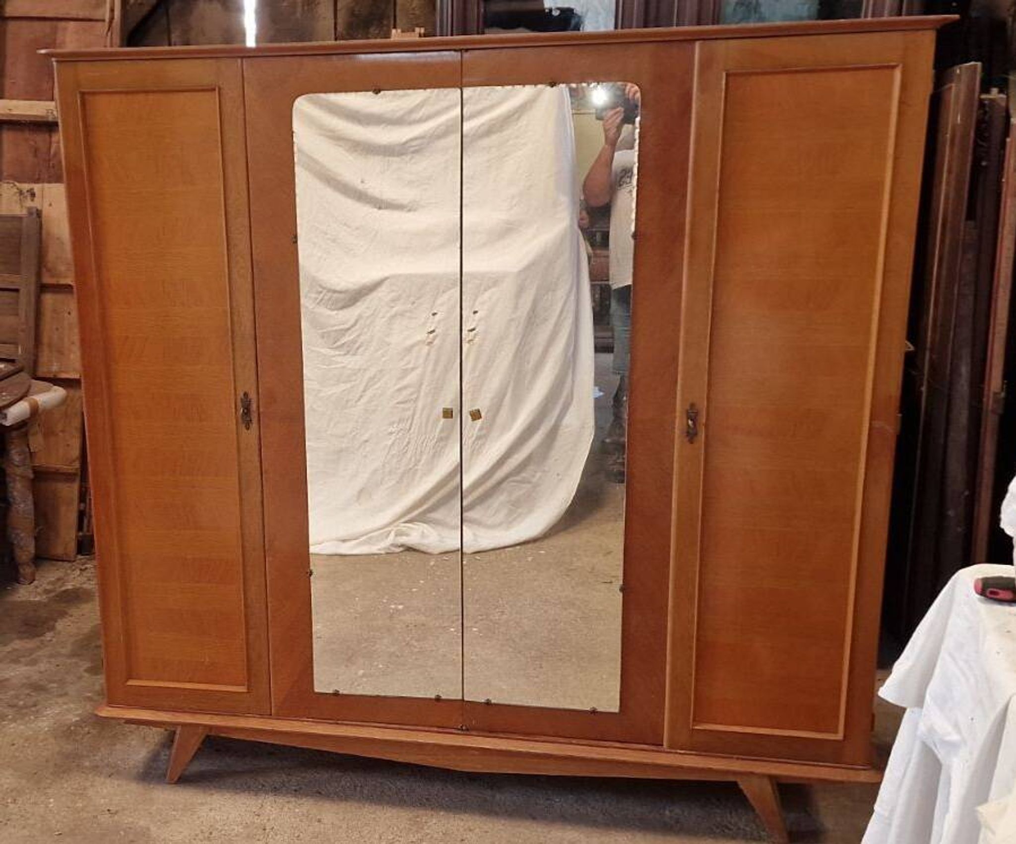 Armoire à glace vintage 50
