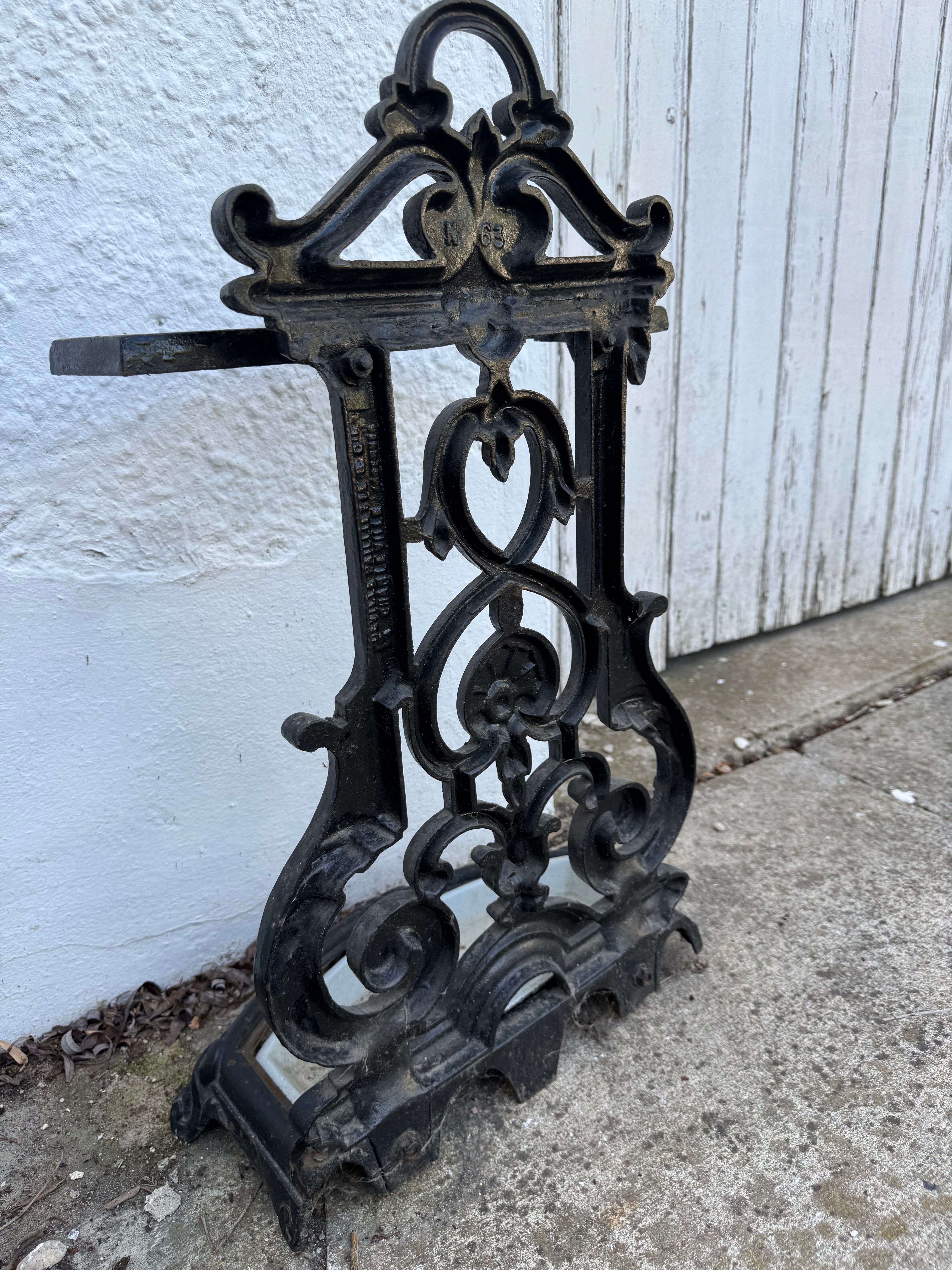 Umbrella stand
