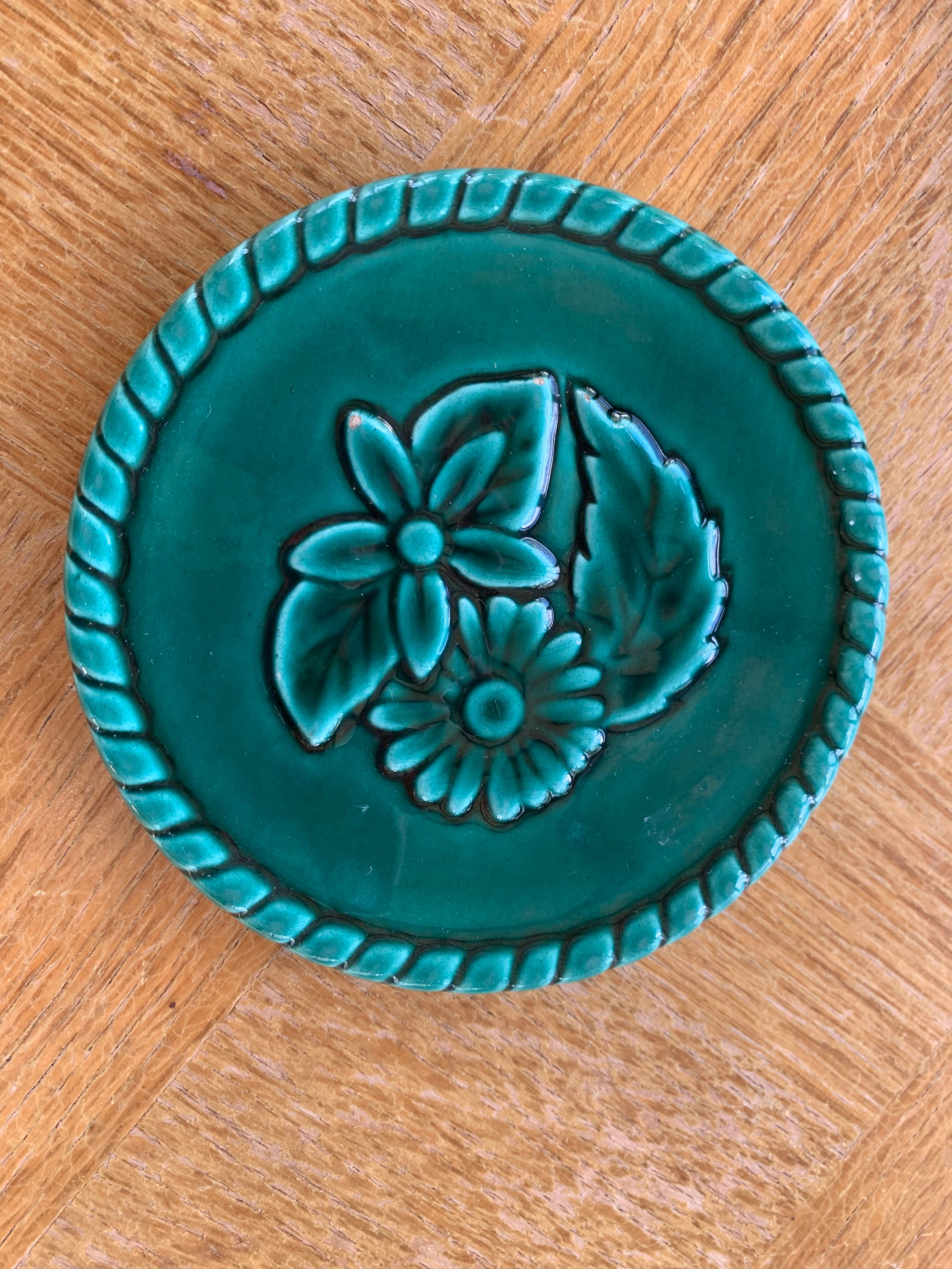 Two bottle unders bottle slurry