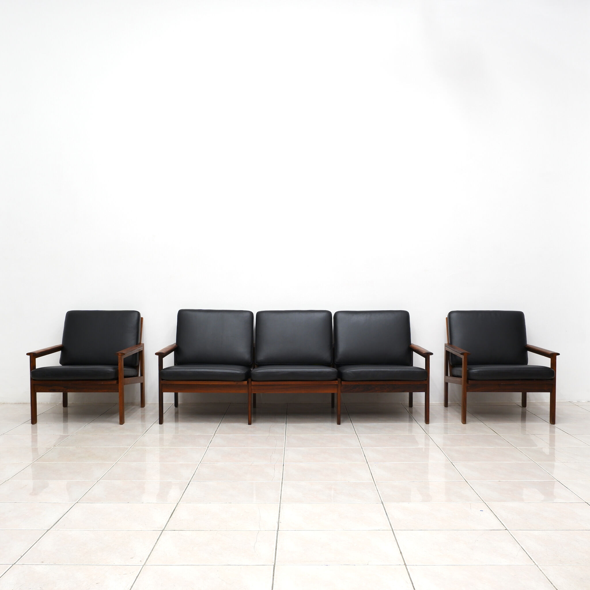 "Capella" seating group in rosewood by Niels Eilersen for Illum Wikkelsoe