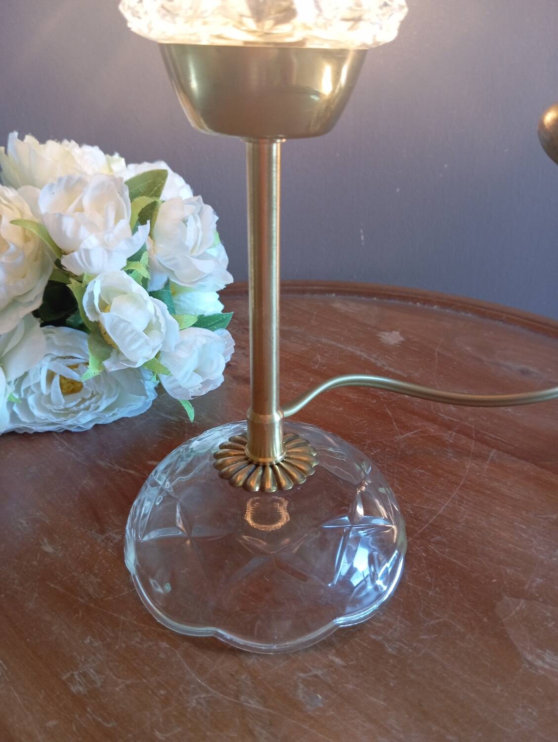Lampe à poser verre pointe de diamant, vintage