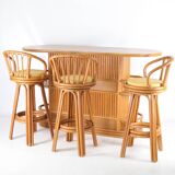 Rattan bar