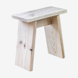 Japanese stool in solid moor pine