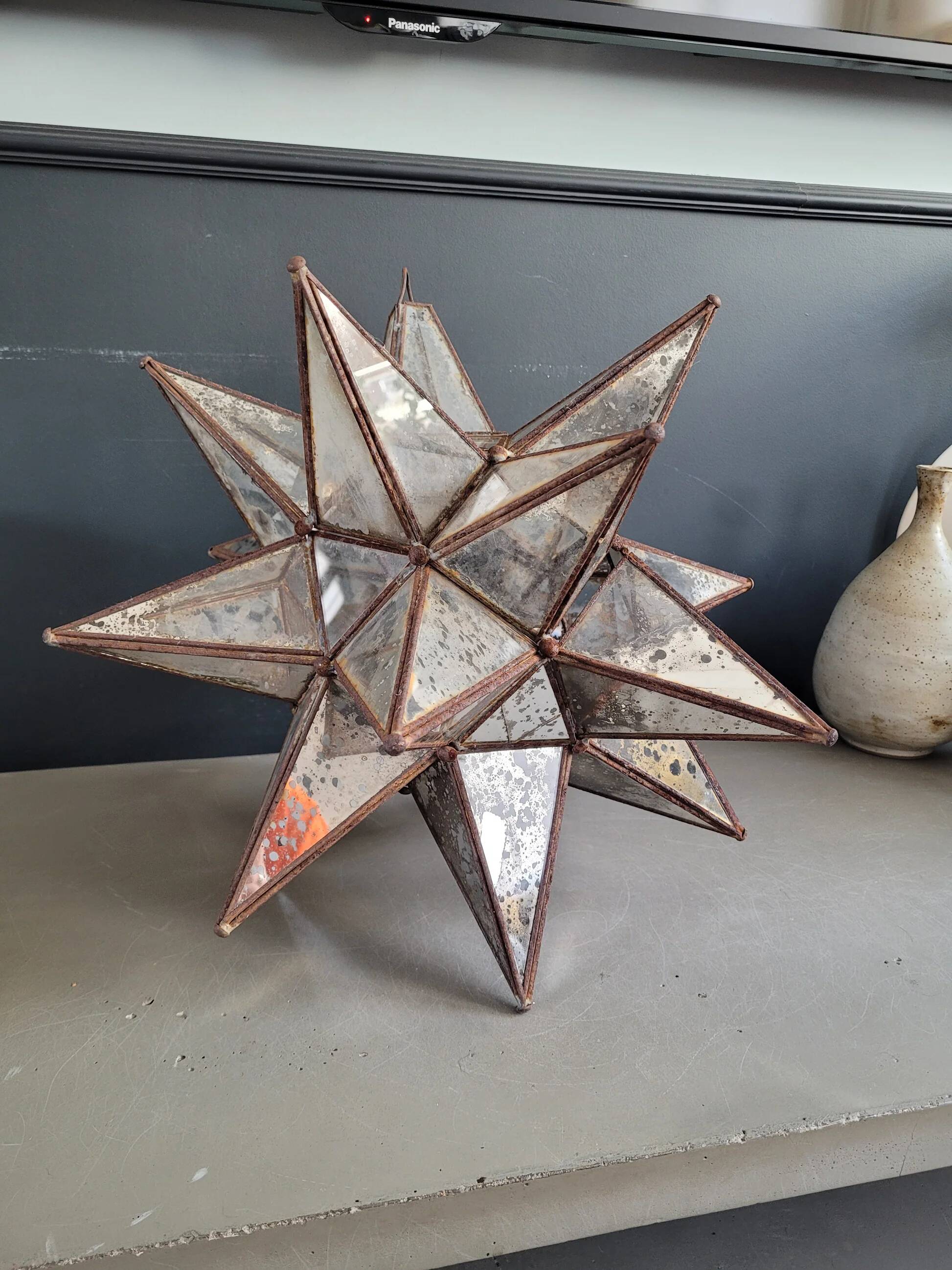 Metal and mercury glass star pendant lamp - 18 branches
