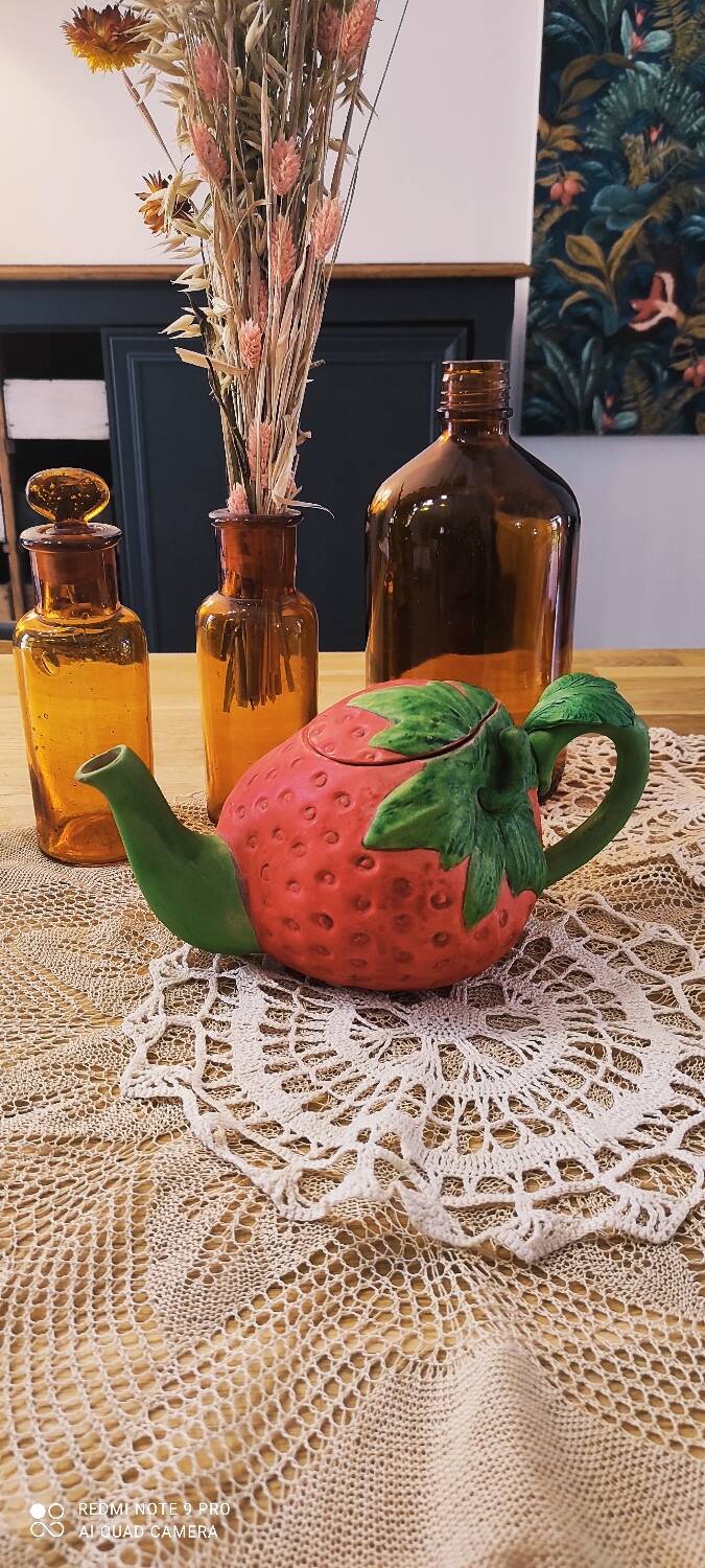 Strawberry Slush Teapot