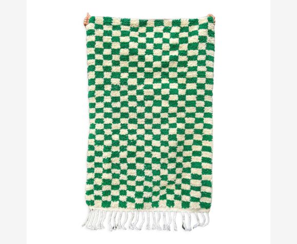 Moroccan Berber checkered carpet fir green and off-white | Selency