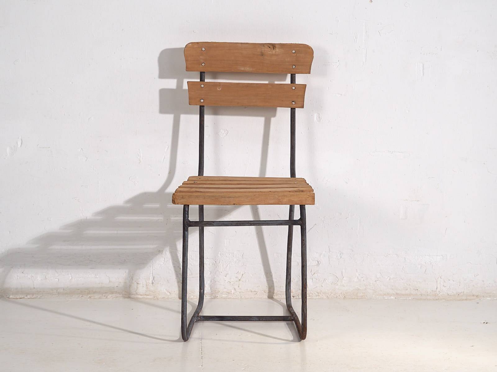 Chaises d’extérieur anciennes (vers 1920). Ensemble de 2 pièces #1