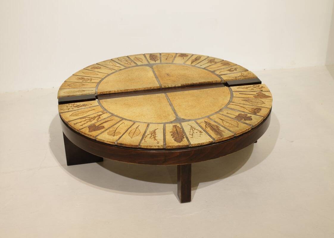 Round coffee table herbarium Roger Capron, Vallauris - ceramic and wooden structure