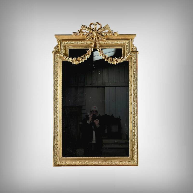 Important gilded wooden mirror, Louis XVI style – second half of the 19th century