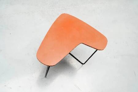 Willy Van Der Meeren, Tubax G1 Boomerang Table