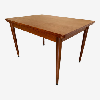 Scandinavian teak table from the 60s extendable