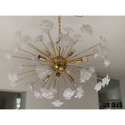 Lustre fleurs blanches murano verre spoutnik ovale en or