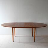 Malta round table by Nils Jonsson