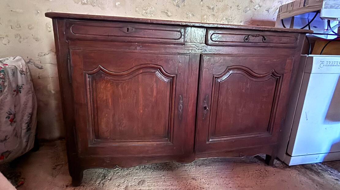 Old Breton oak sideboard – 2 doors, 2 drawers