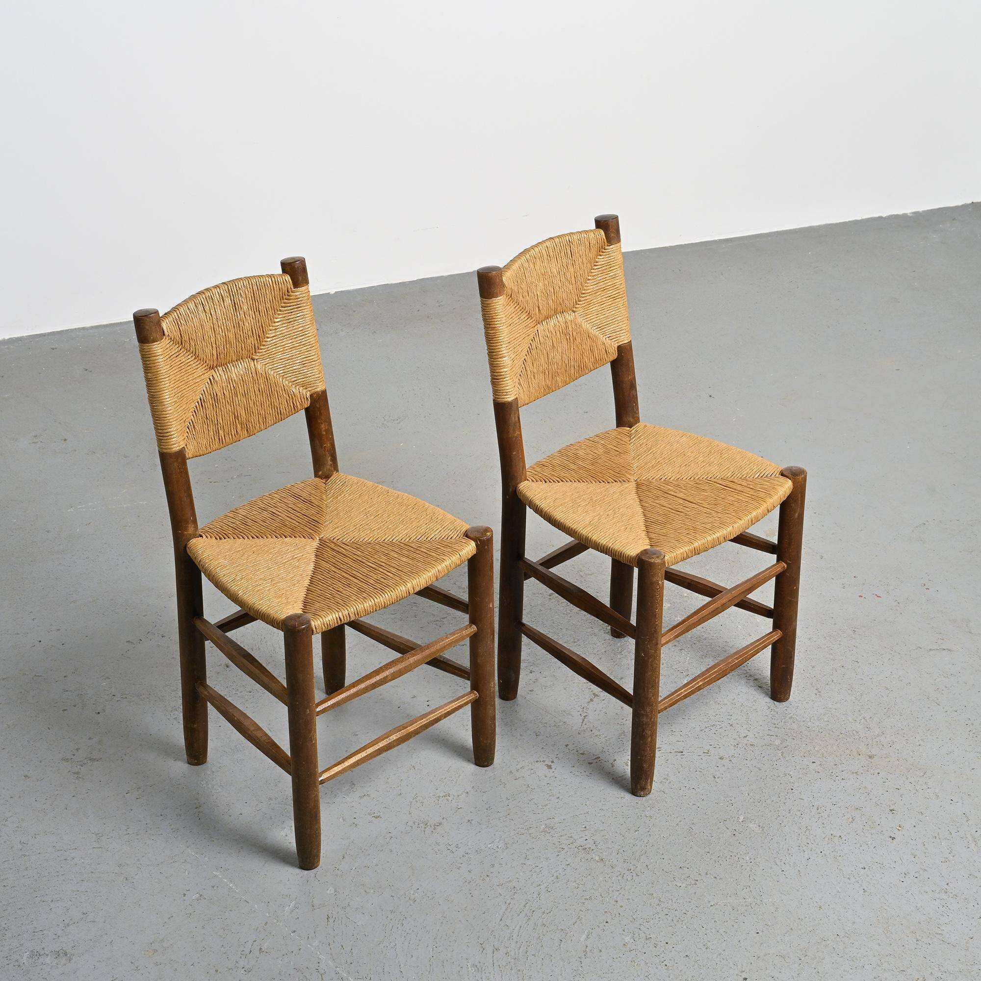 Paire de chaises modèle Bauche par Charlotte Perriand, circa 1950