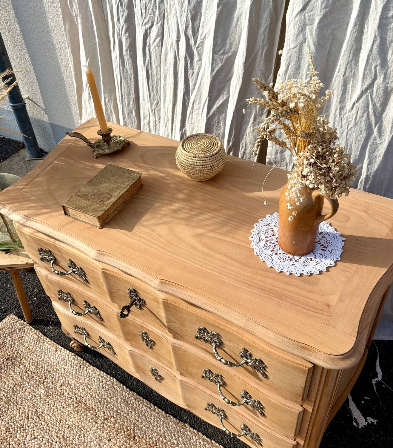Louis XV chest of drawers in raw wood