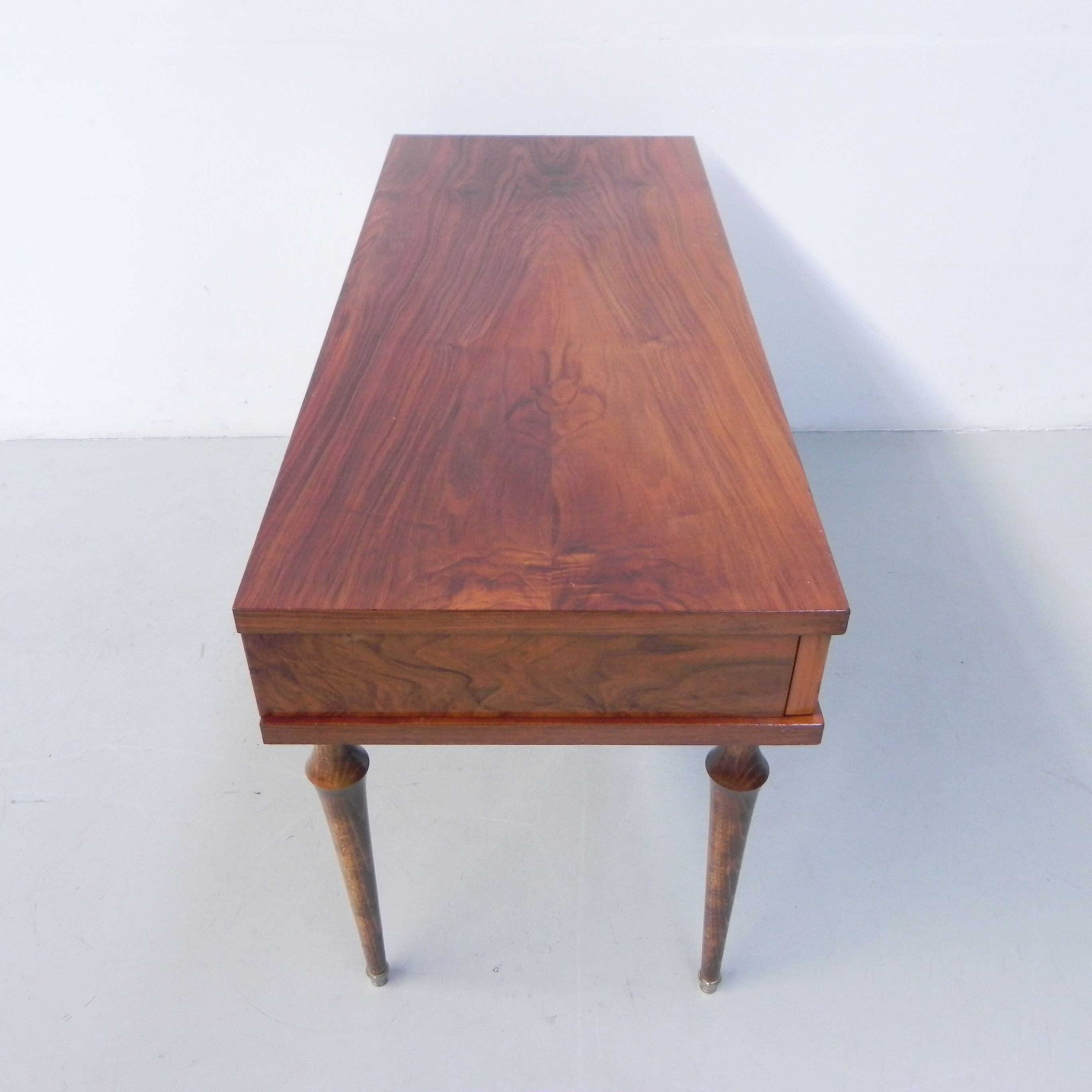 Bureau bas vintage avec 2 tiroirs NF ameublement
