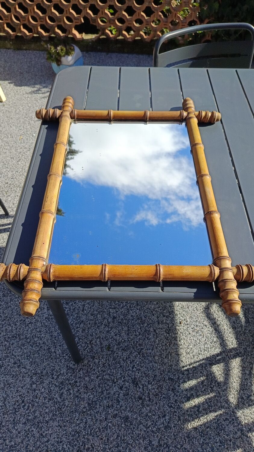 Bamboo mirror