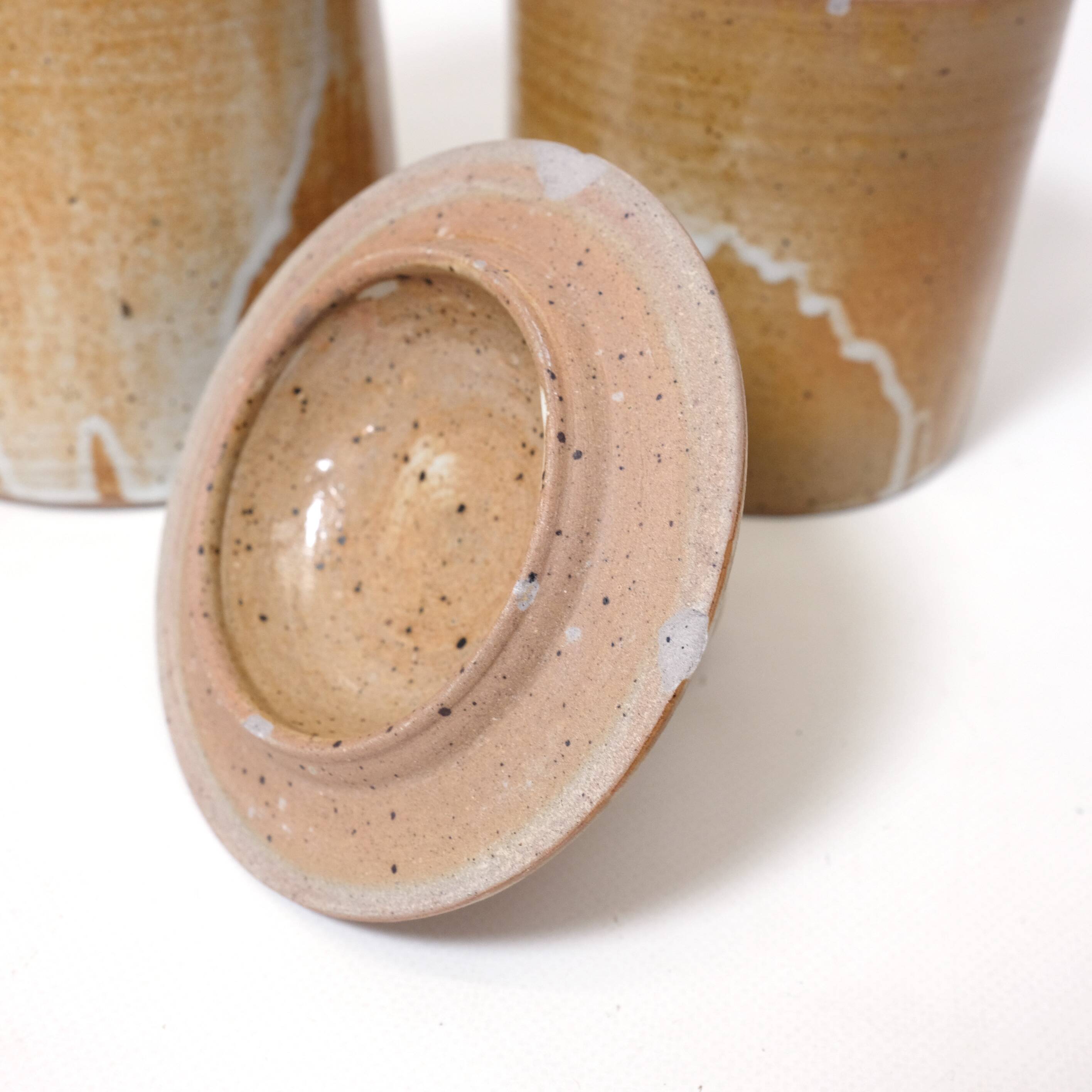 Ceramic pitcher and pot, French work from the 70s.