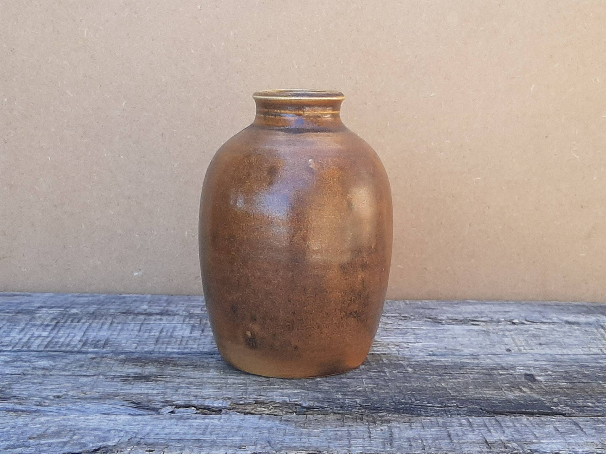 Brown vase signed Barotte