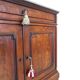 Commode Umbertino en acajou et noyer, 19e siècle.