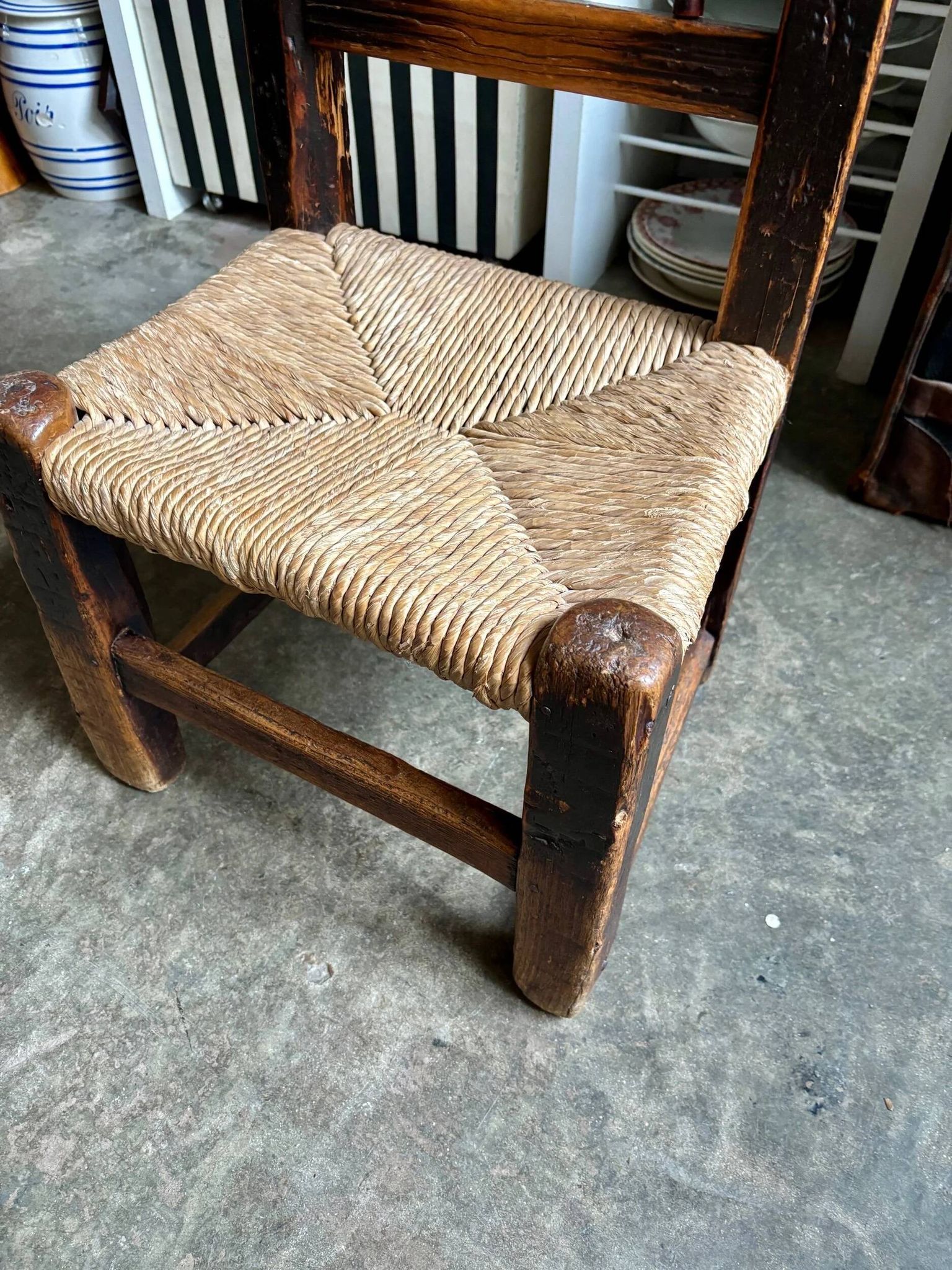 Low chair in wood and straw, Spanish folk art 17th-18th century no. 1