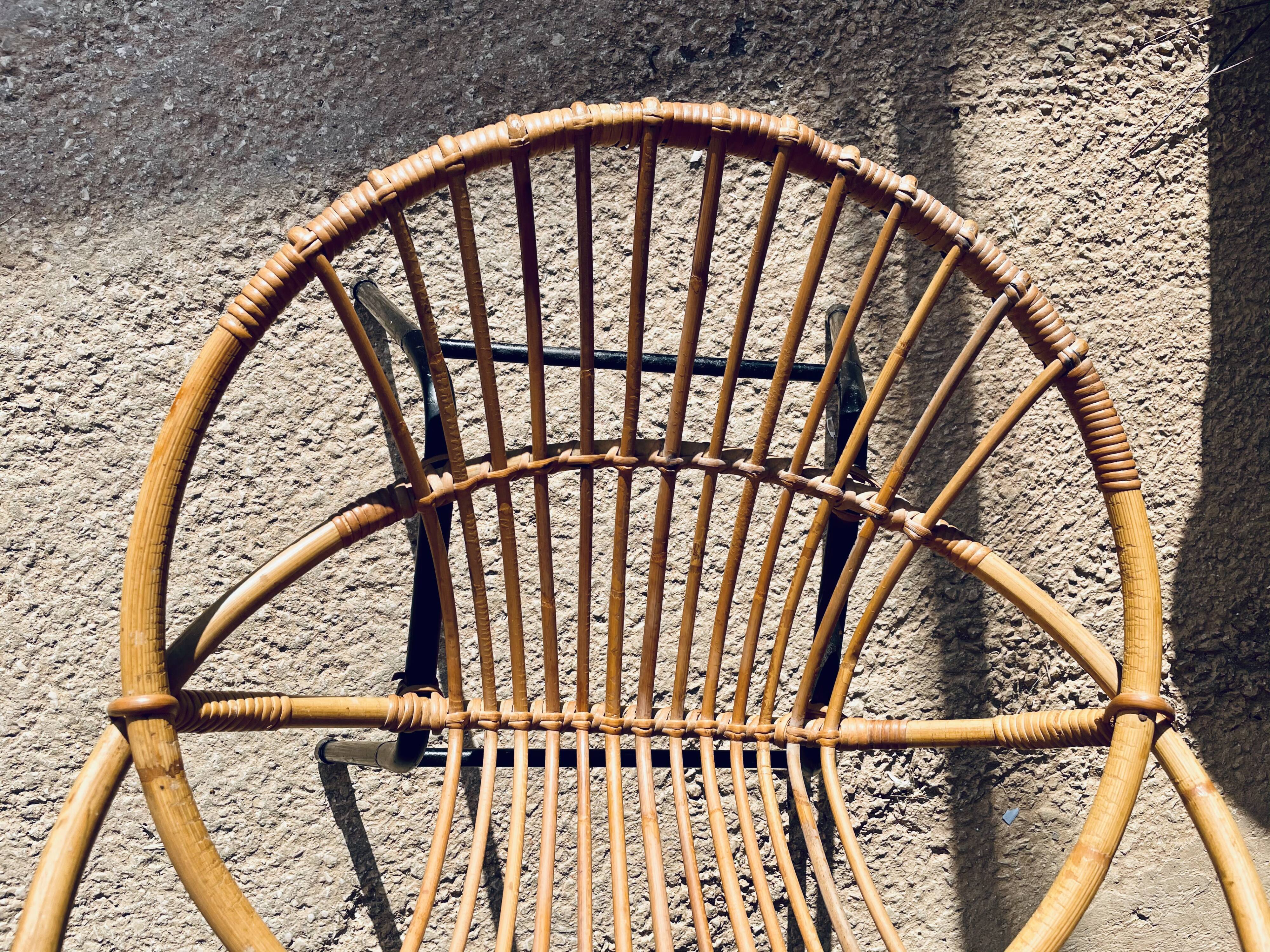 Pair of "shell" armchairs 50s / 60s