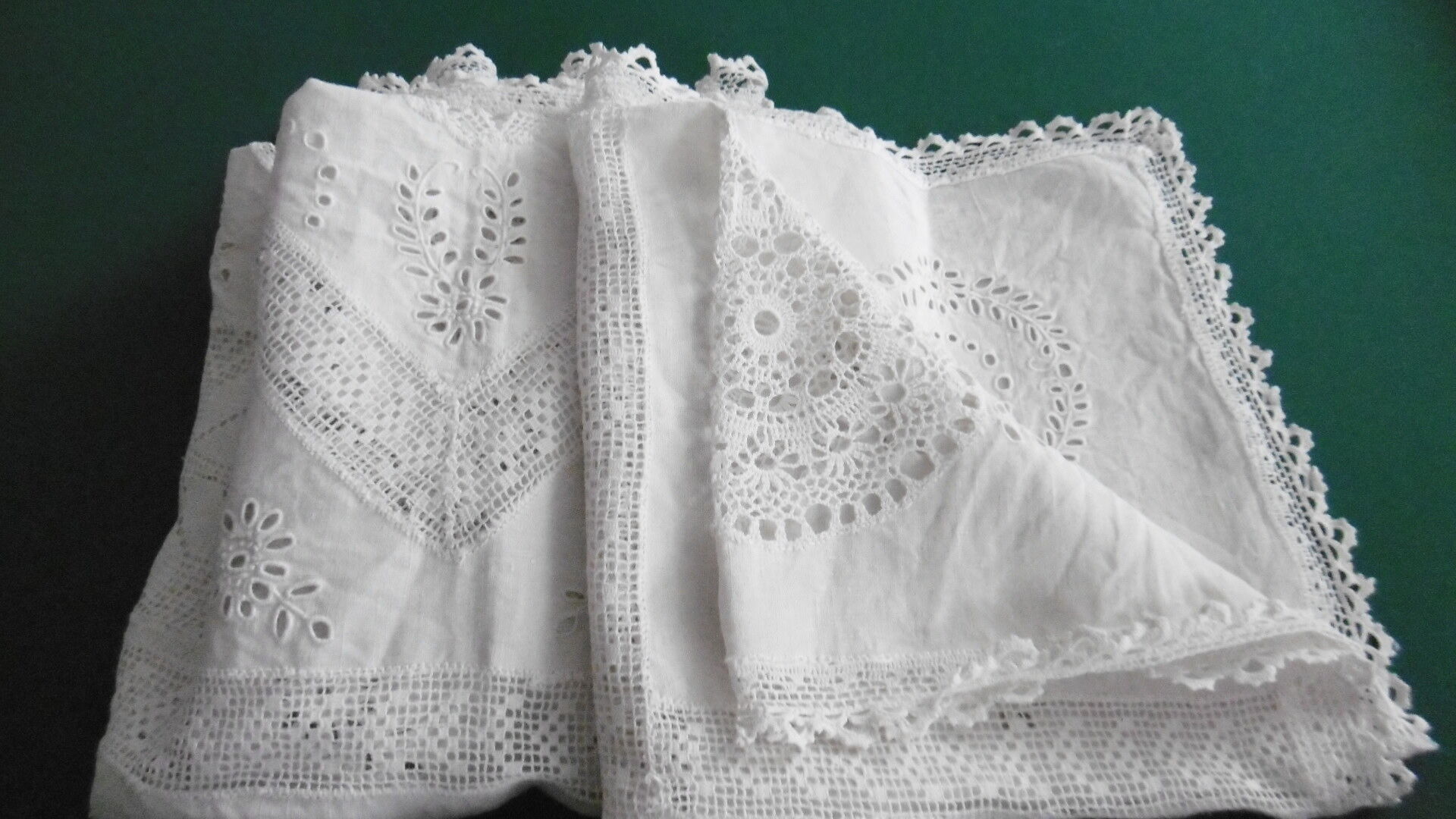 Teacloth overnappe or curtain linen lace hand